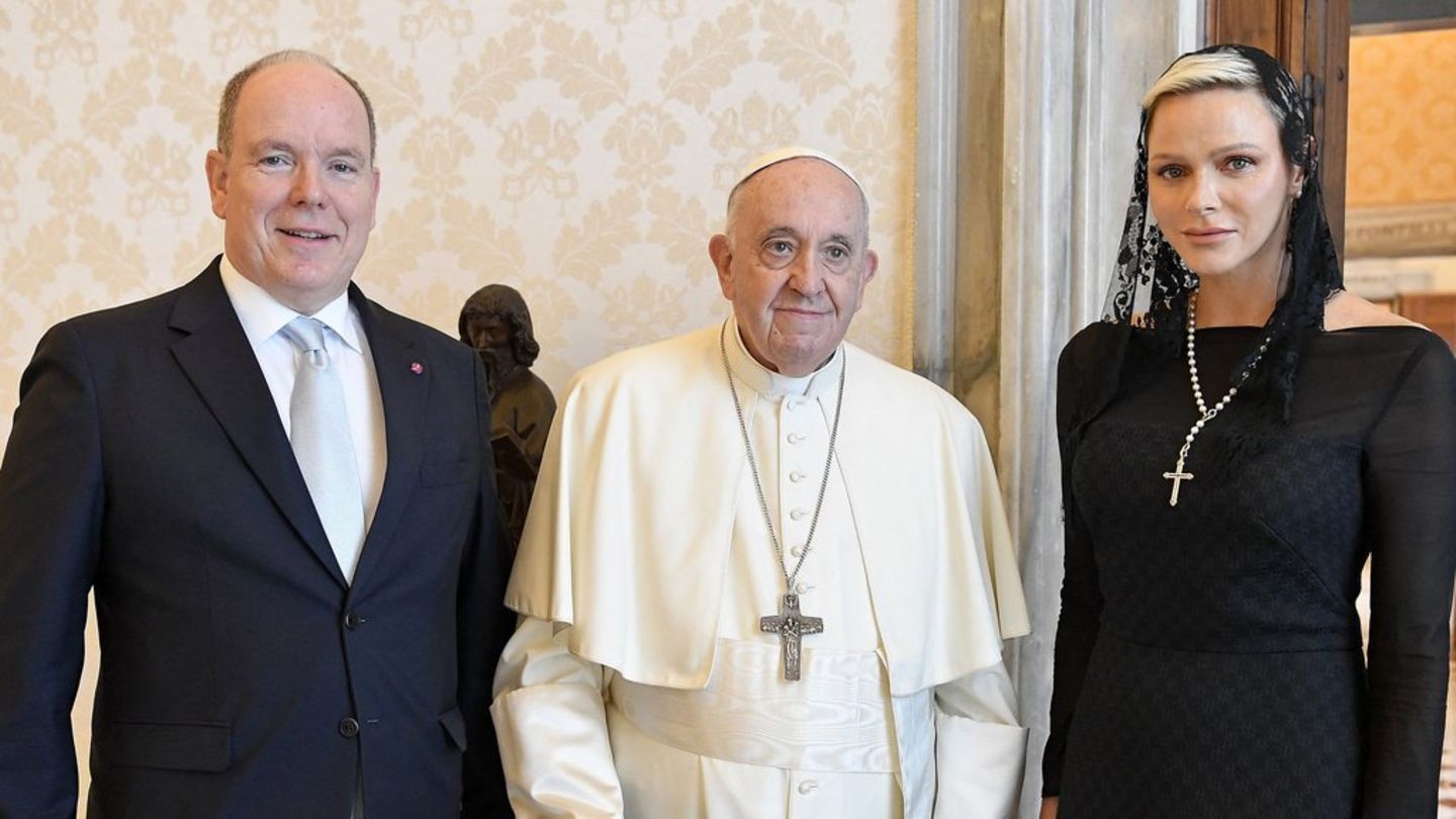 Beerdigung von Papst Franziskus: Diese Royals sollen dabei sein