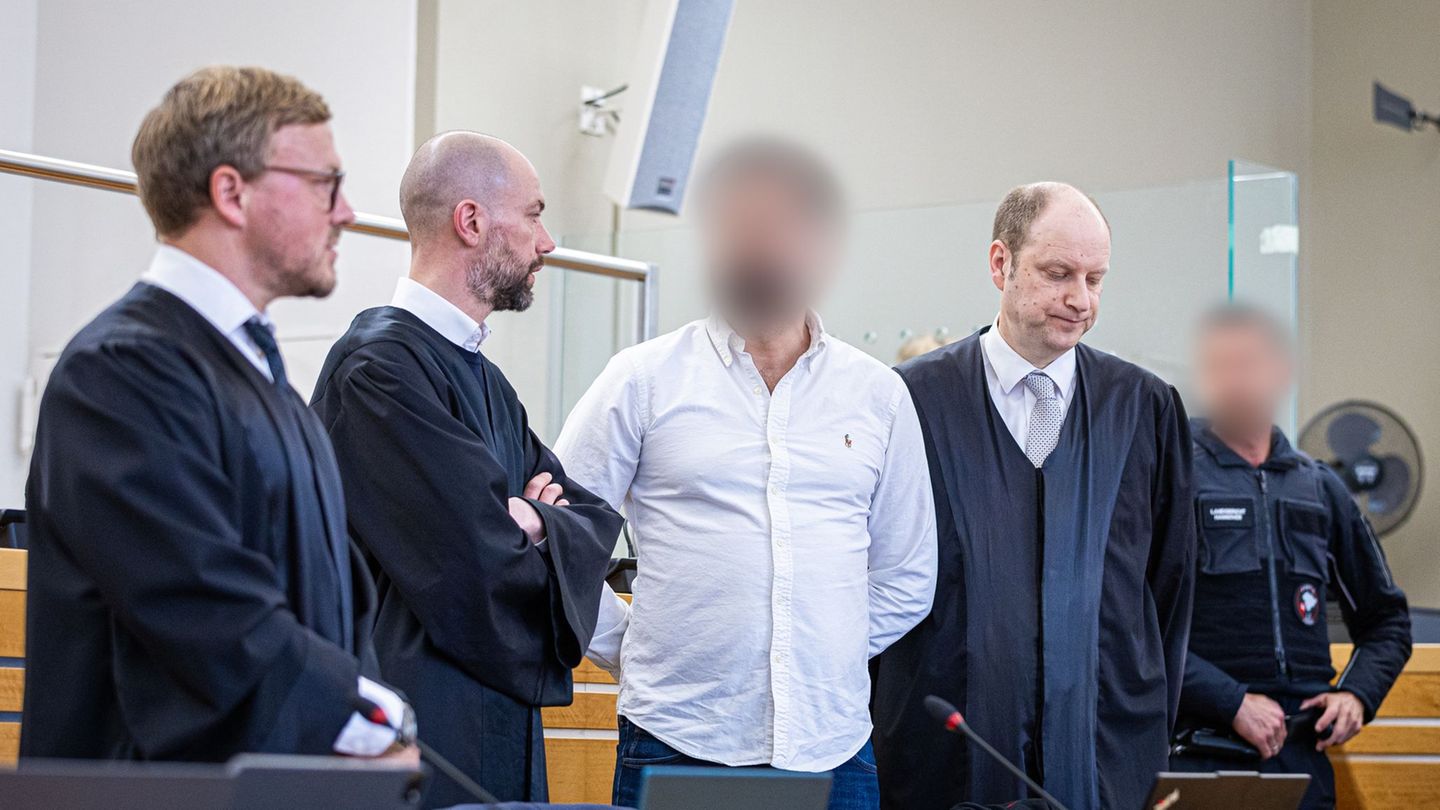 Korruptionsprozess in Hannover: Staatsanwalt vor Gericht: „Ich bitte um vollständige Akten“