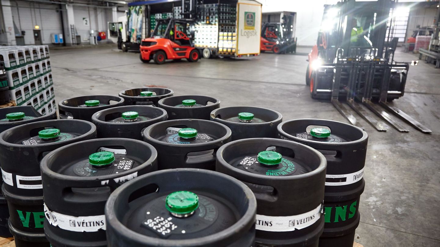 Tag des deutschen Bieres: Die deutschen Bierbrauer haben ein doppeltes Absatzproblem