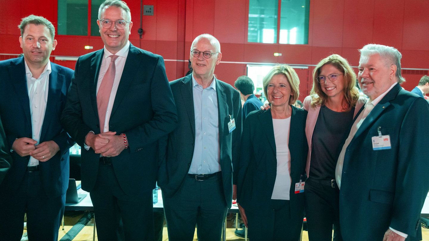 SPD-Vorsitz: Schweitzer: Klingbeil sollte SPD-Chef bleiben