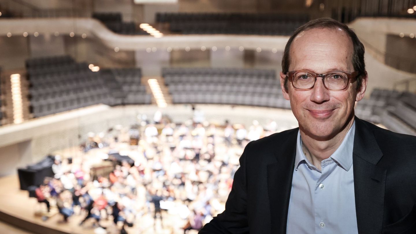 Musik: „Elphi“ erinnert im neuen Programm an ägyptische Ikone