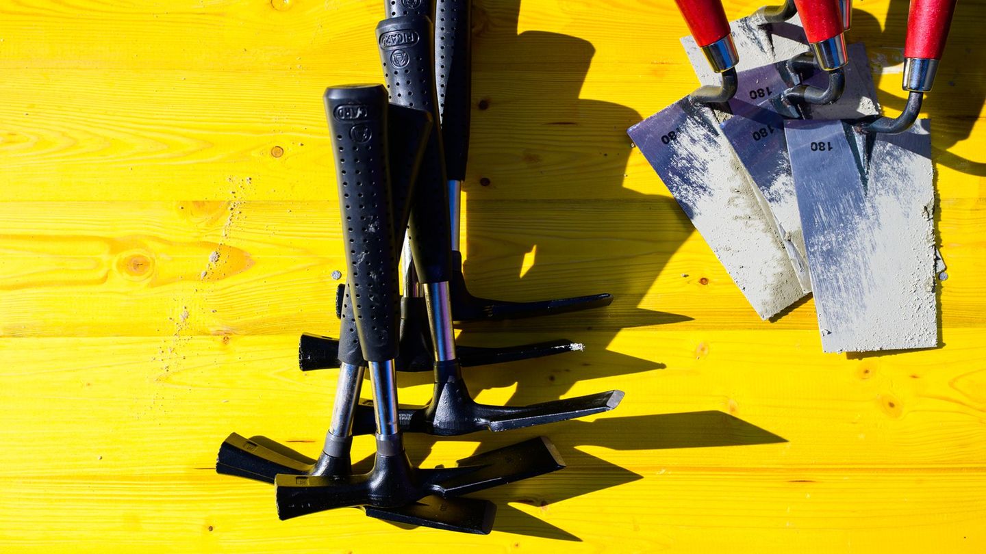 Weniger Arbeitsplätze: Umfrage: Personalabbau auch im Mittelstand großes Thema