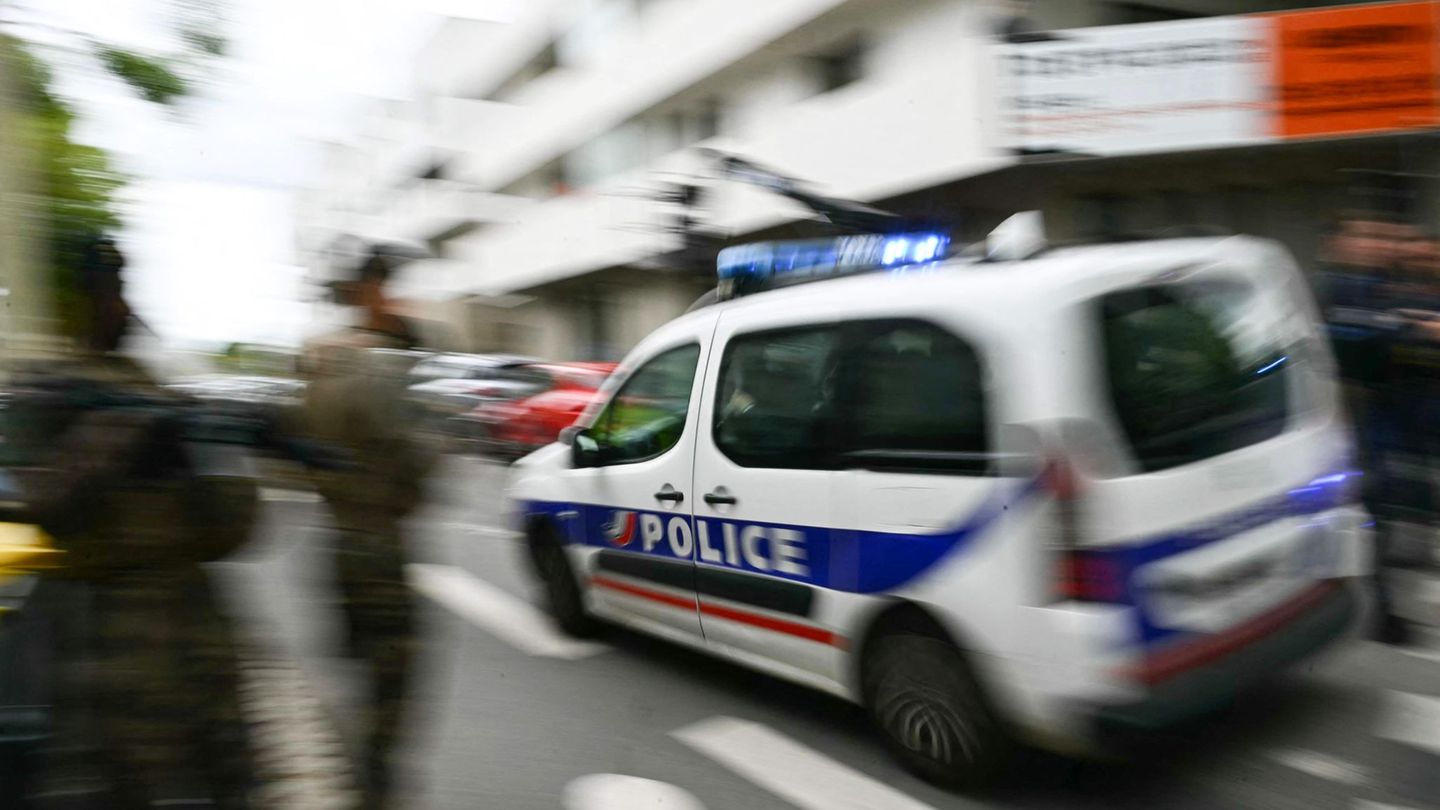 Frankreich: Nantes: Eine Tote und Verletzte bei Messerangriff in Schule