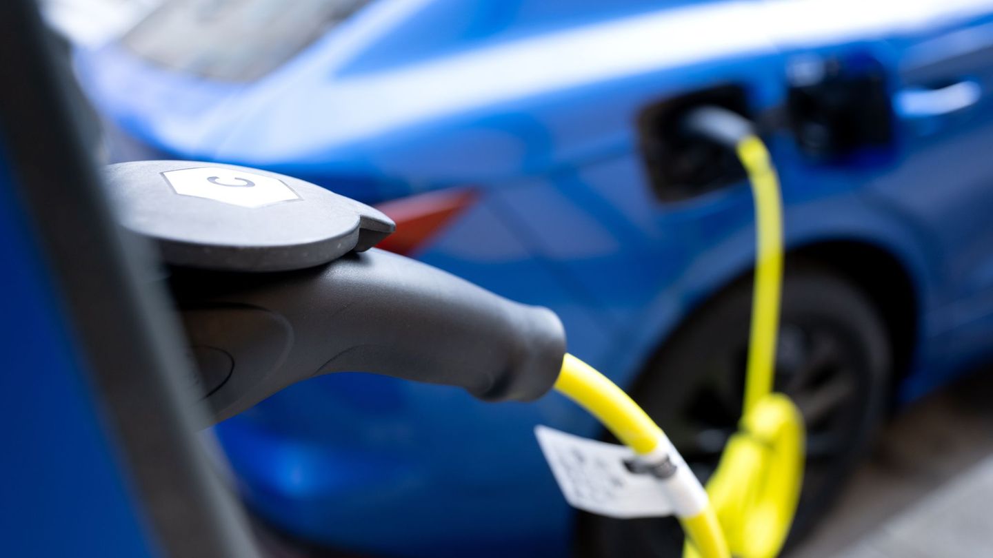 Ländervergleich: E-Auto-Ladenetz im Saarland wächst – Saarbrücken vorne