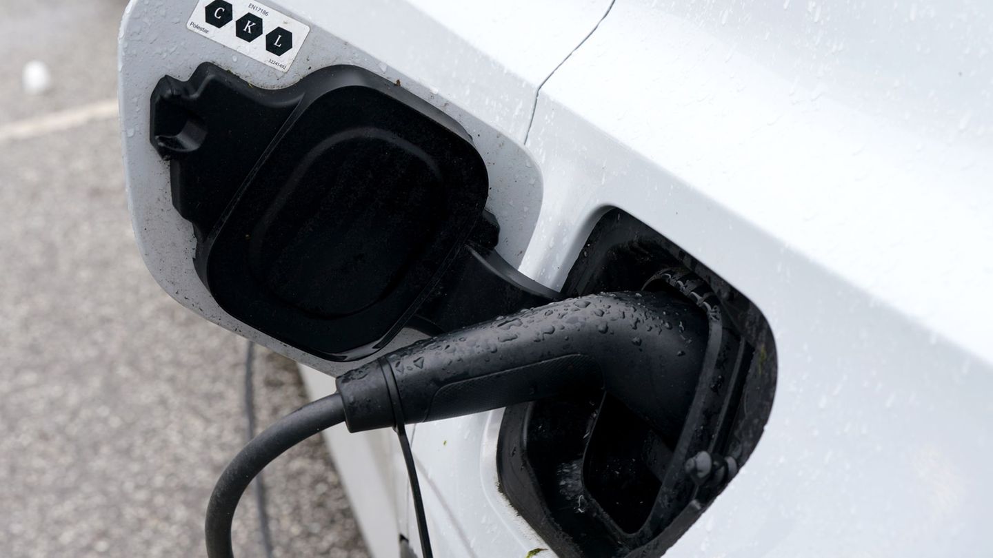 Statistik: E-Auto-Ladepunkte in Hamburg um gut ein Fünftel gestiegen