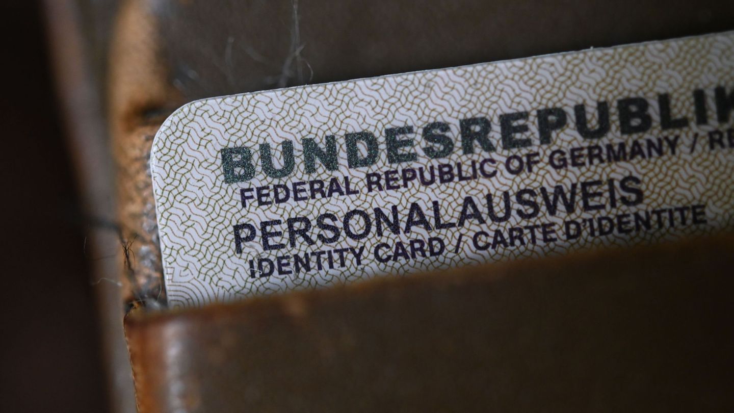 Behördengang vermeidbar: Neue Ausweise können per Post geliefert werden