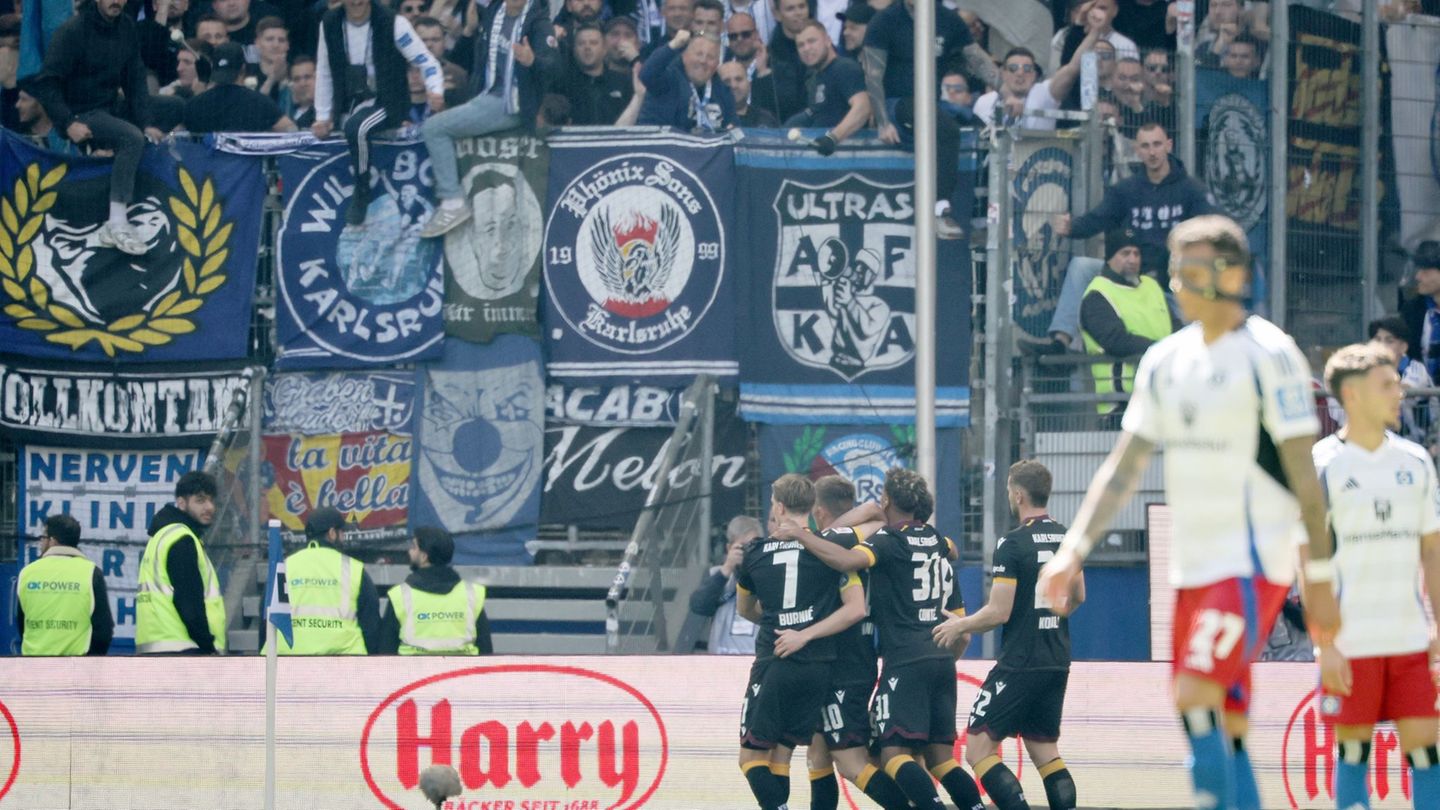 2. Fußball-Bundesliga: HSV stolpert erneut: 1:2 gegen den Karlsruher SC