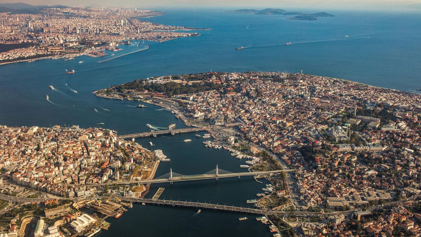 Türkei: Erdbeben mit Stärke 6,2 erschüttert Istanbul – mehr als 150 Verletzte