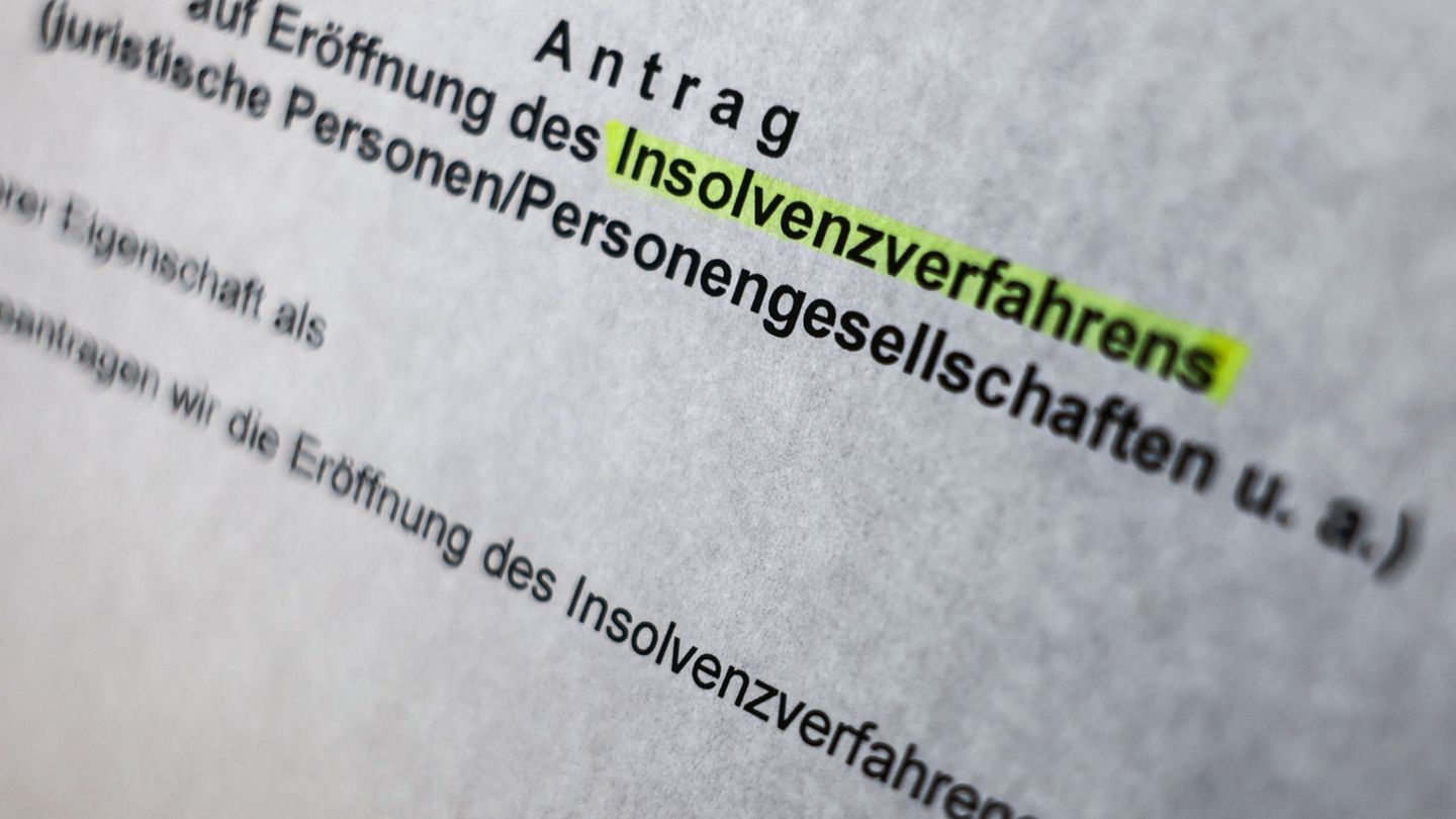 Energie: Batterieproduzent CustomCells meldet Insolvenz an