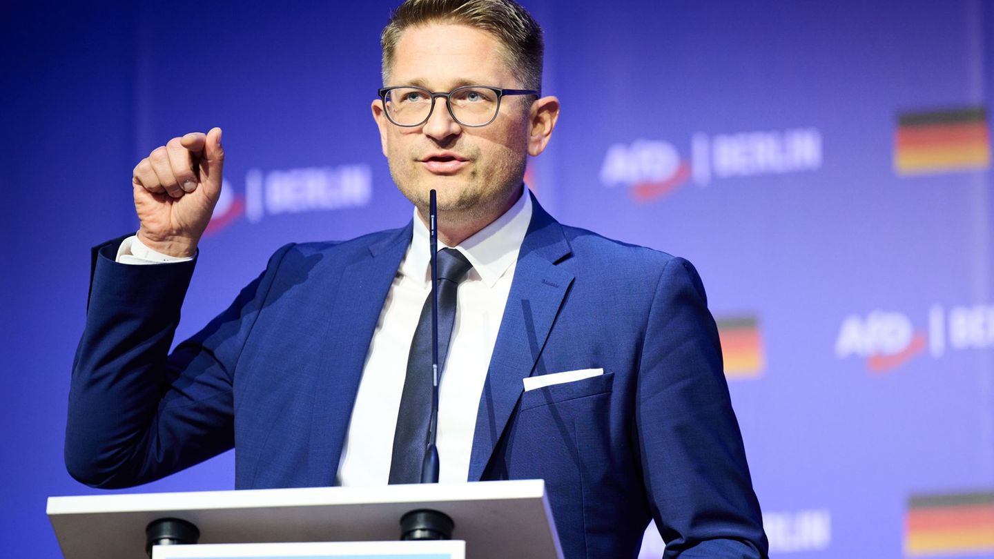 Verfassungsschutz: AfD-Hochstufung: Partei schickt Abmahnung an Innenministerin
