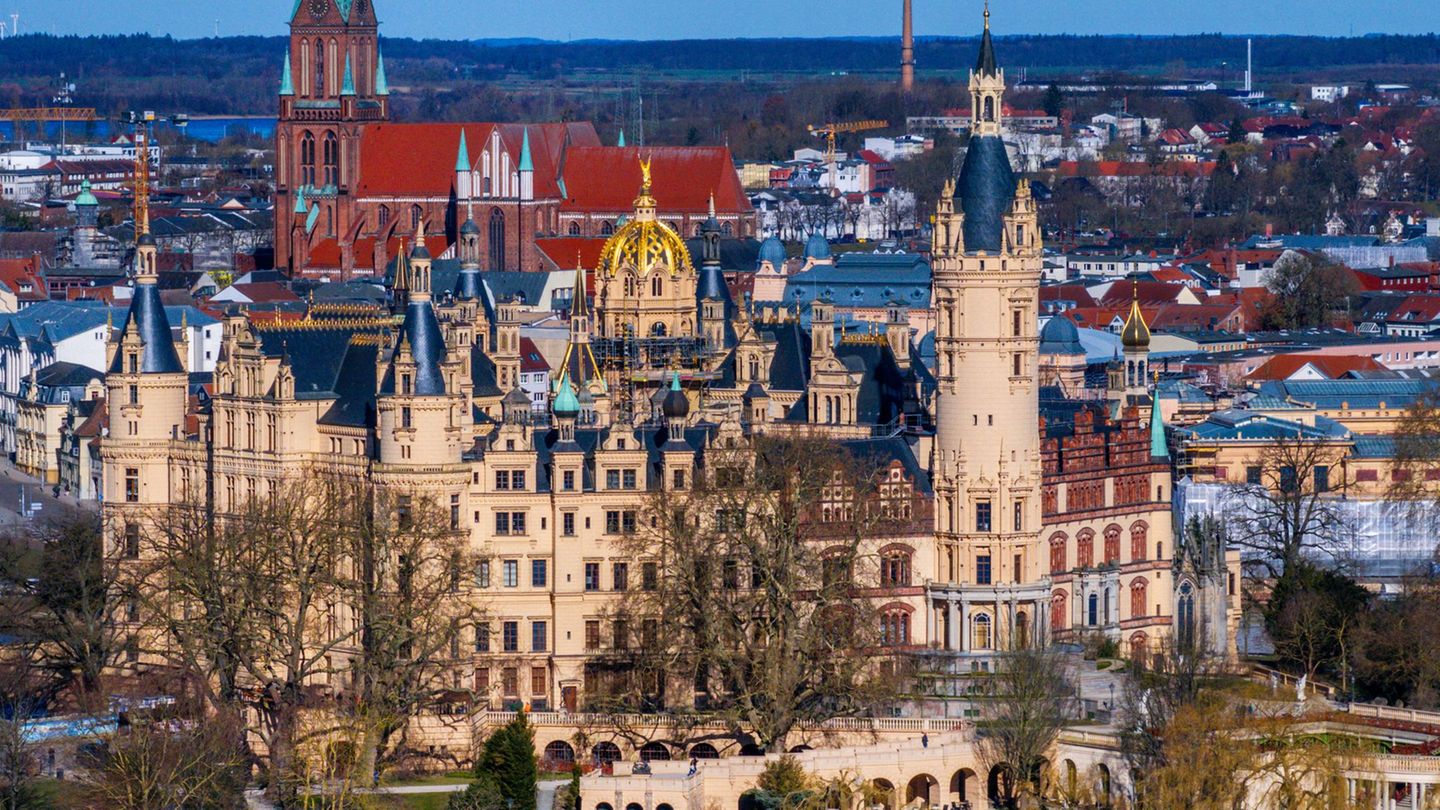 Landtag: Einstige FDP-Landtagsfraktion kämpft um Gruppenstatus