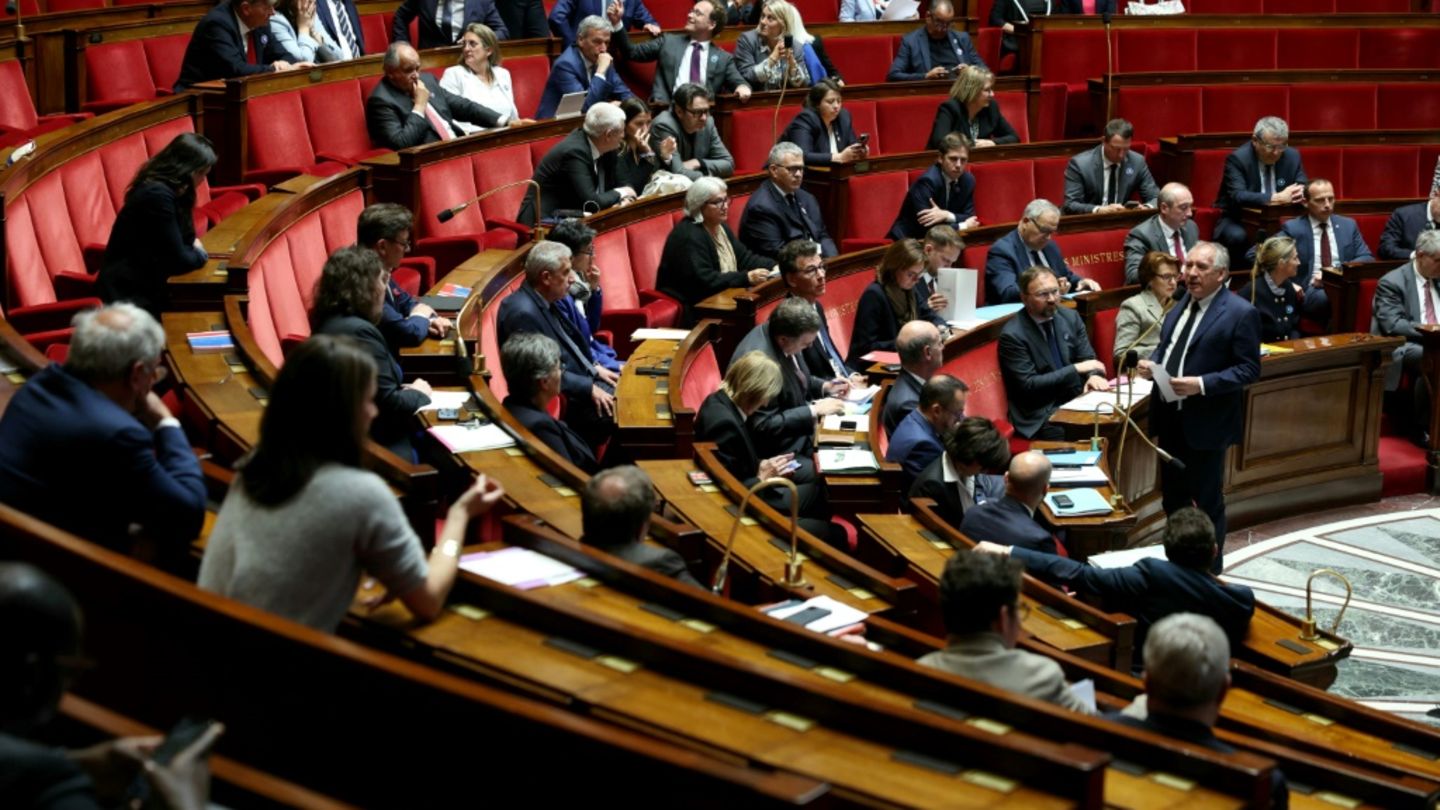 Frankreichs Nationalversammlung berät über umstrittenes Sterbehilfe-Gesetz