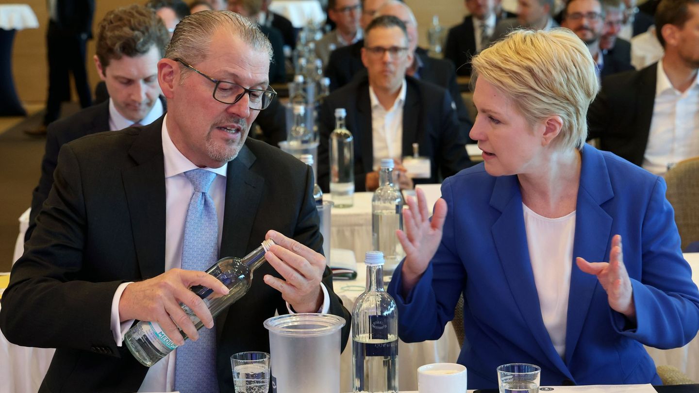 „Realitätssinn und Vorrang“: Arbeitgeber fordern Entlastung für die Wirtschaft