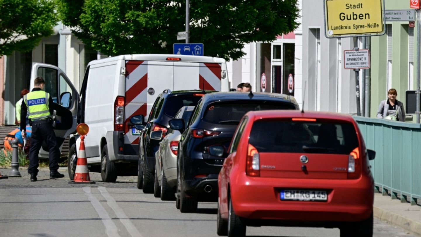 Gewerkschaft der Polizei: Können Grenzkontrollen „nur noch einige Wochen“ stemmen