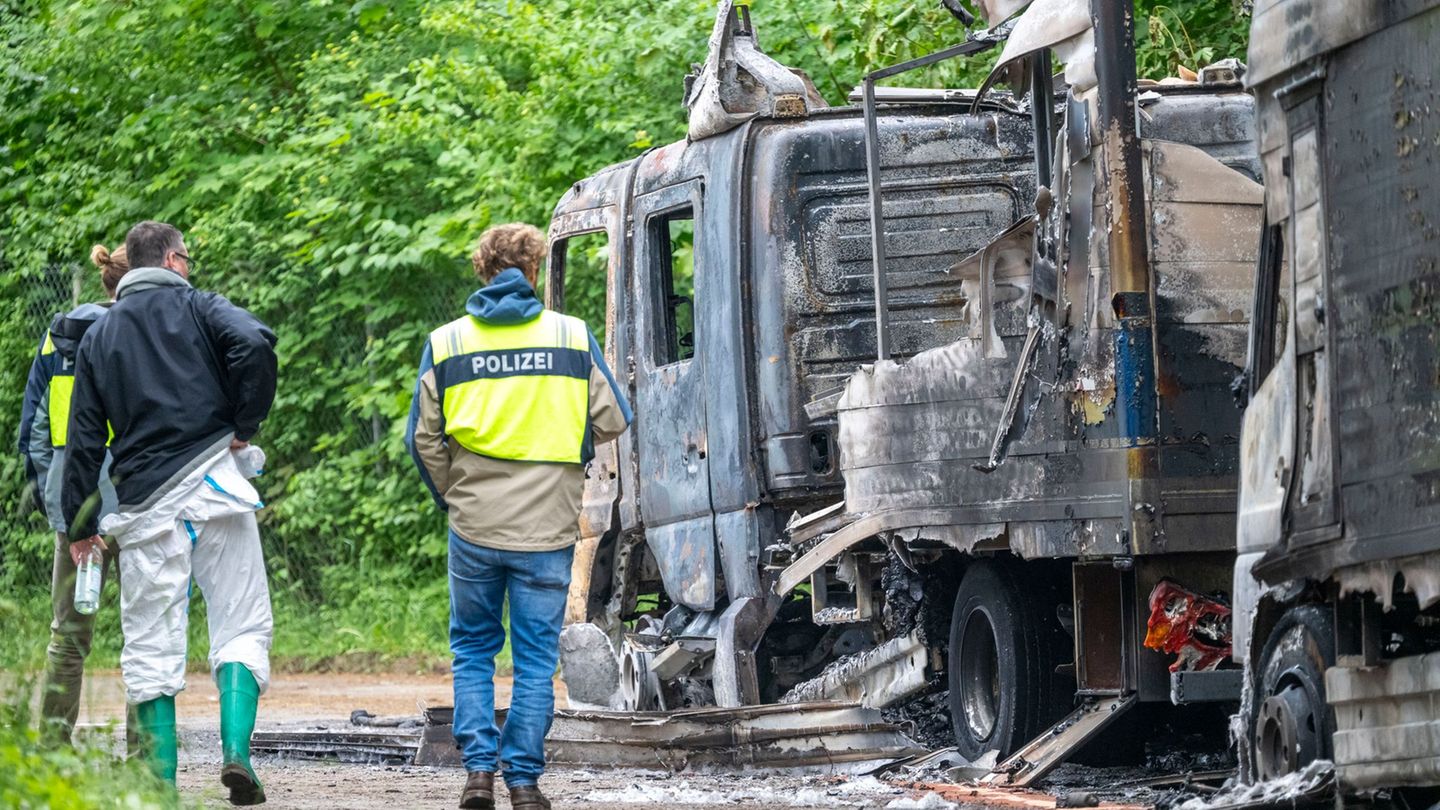 München: Mutmaßlicher Brandanschlag auf Polizei-Reiterstaffel