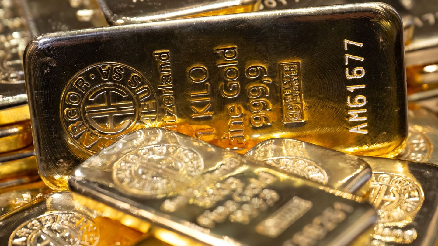 Sicherer „Anlagehafen“: Goldpreis legt deutlich zu – Sorgen über US-Verschuldung