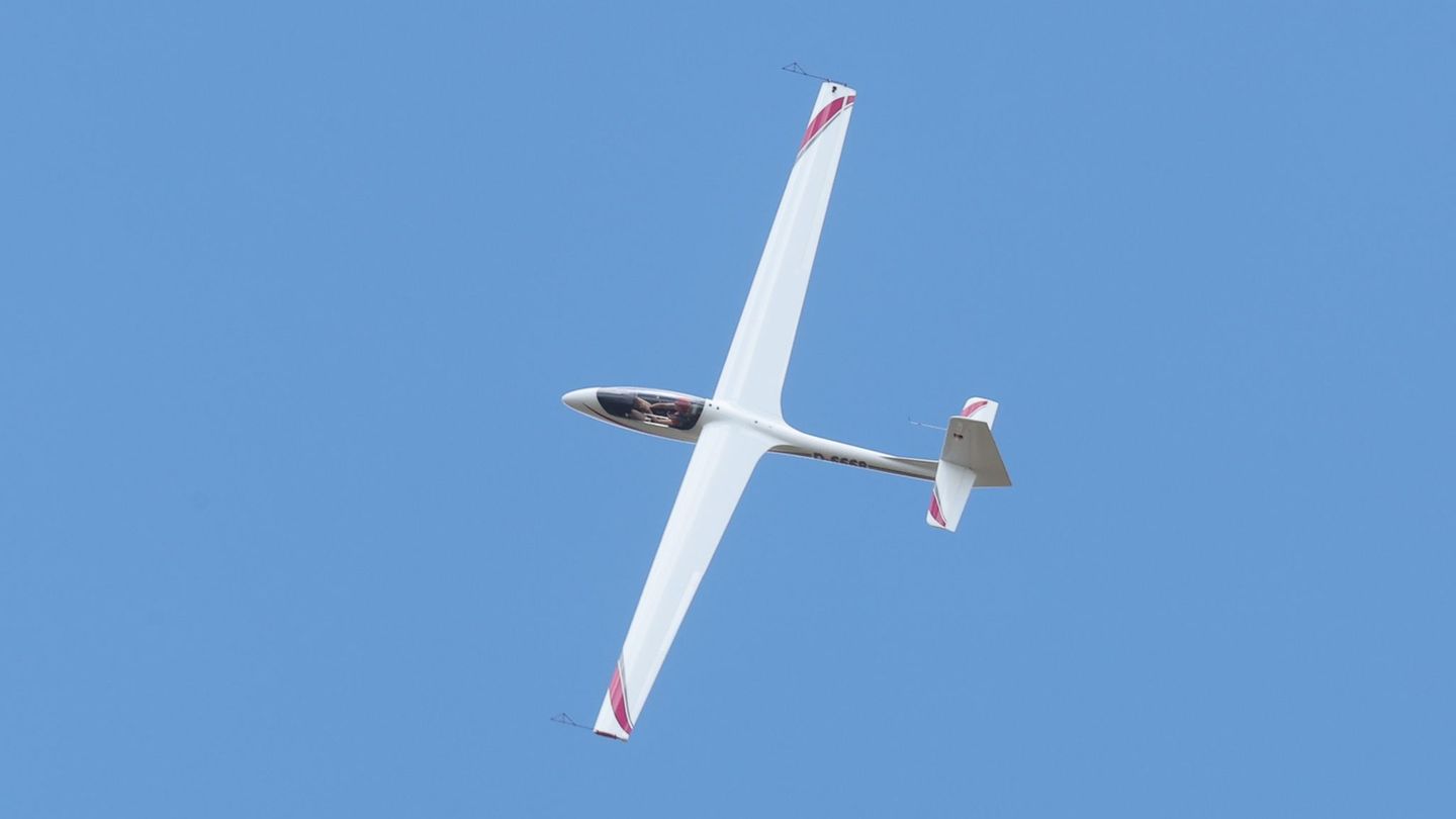 Flugsport: Segelflugzeug bei Landung beschädigt – Pilot schwer verletzt