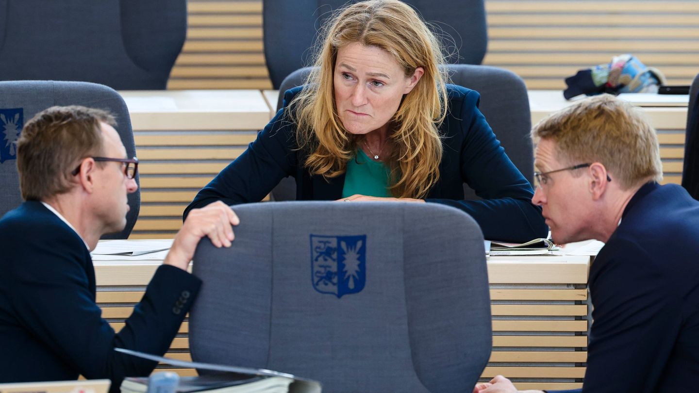 Folgen eines Urteils: Regierung legt Nachtragshaushalt vor