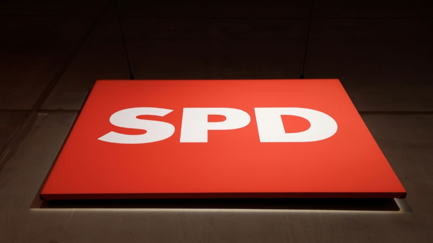 SPD-Parteitag fortgesetzt – Sozialdemokraten verabschieden Scholz