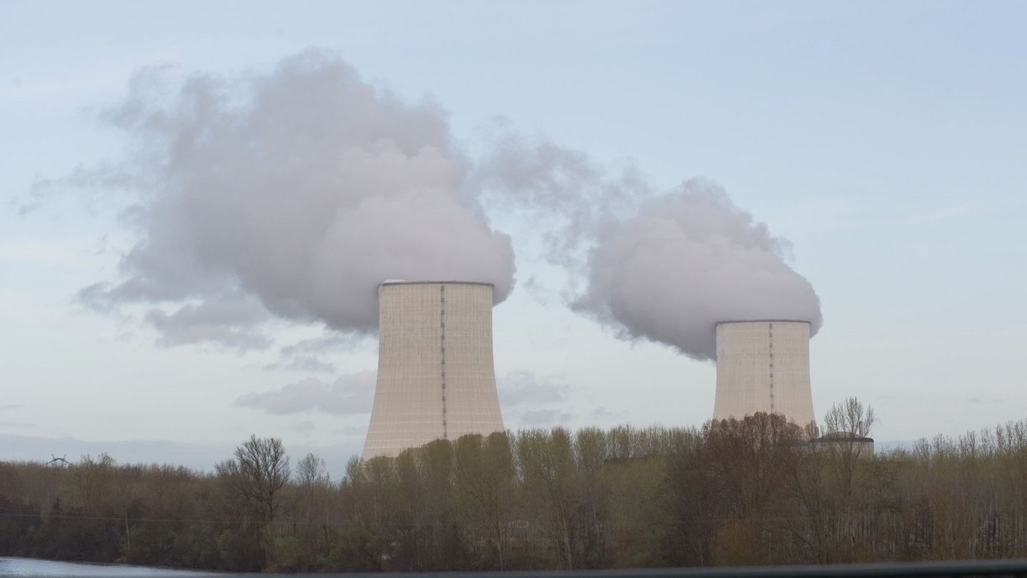 Flüsse heizen auf: Frankreich fährt AKW wegen Hitzewelle runter