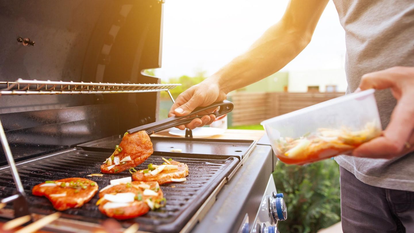 Grillgenuss: Wie ein Hybridgrill das Beste aus Kohle, Gas und Elektro vereint