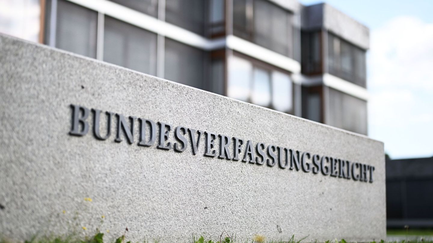 Berliner Koalition: Schweitzer kritisiert gescheiterte Richterwahl im Bundestag