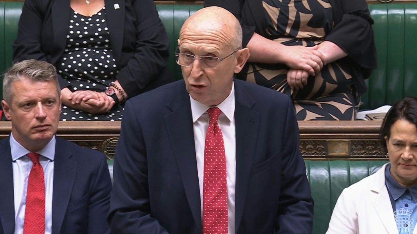 Wegen Datenlecks: Britische Regierung enthüllt Aufnahme tausender afghanischer Ortskräfte