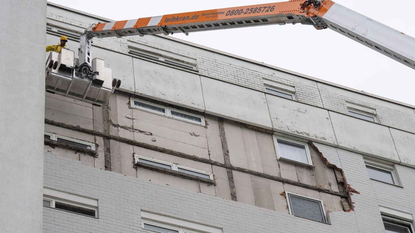 Evakuierung: Kein Bewohner von evakuiertem Hochhaus mehr in Notunterkunft