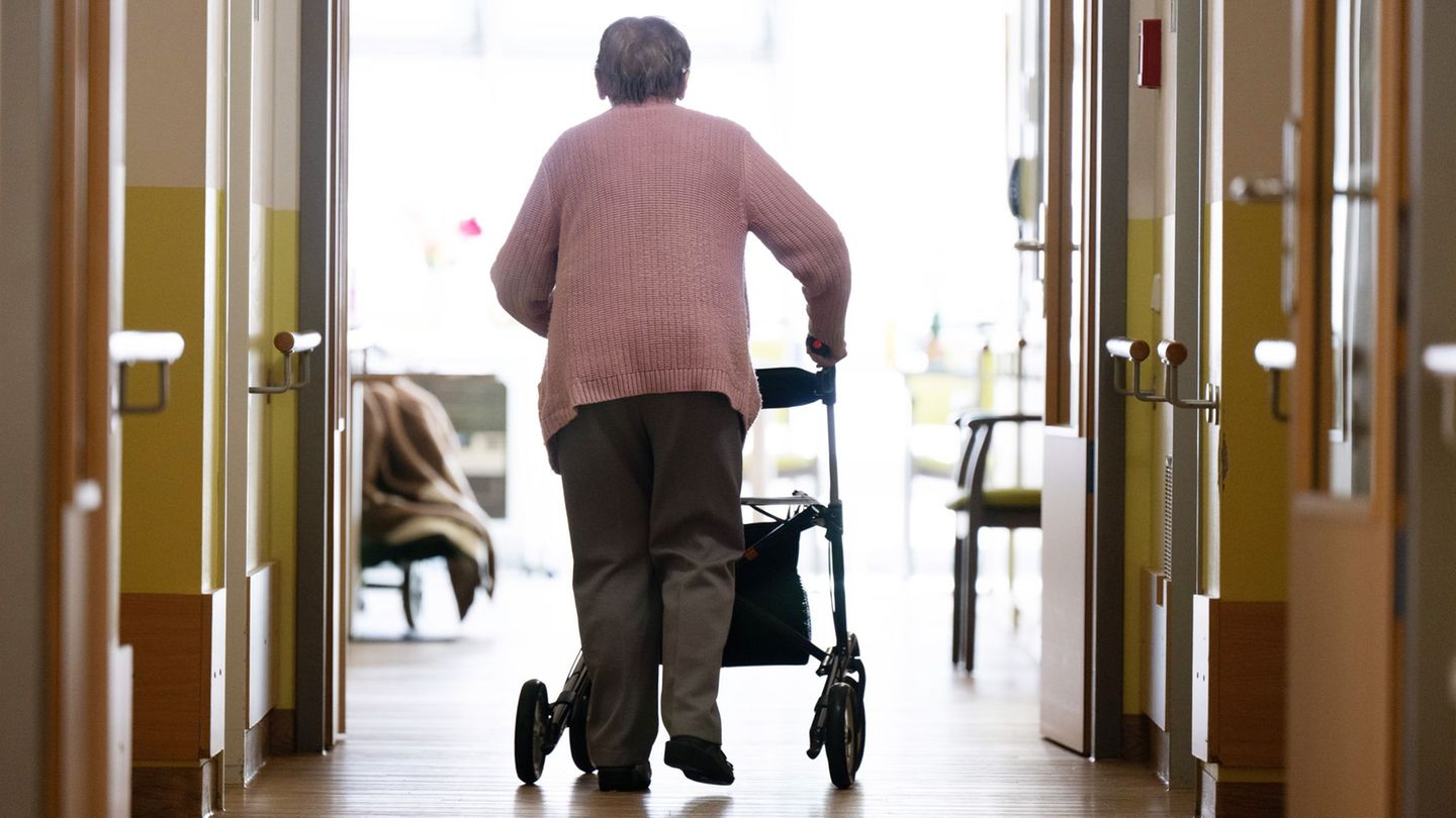 Eigenbeteiligung: Zuzahlungen für Pflege im Heim erneut gestiegen