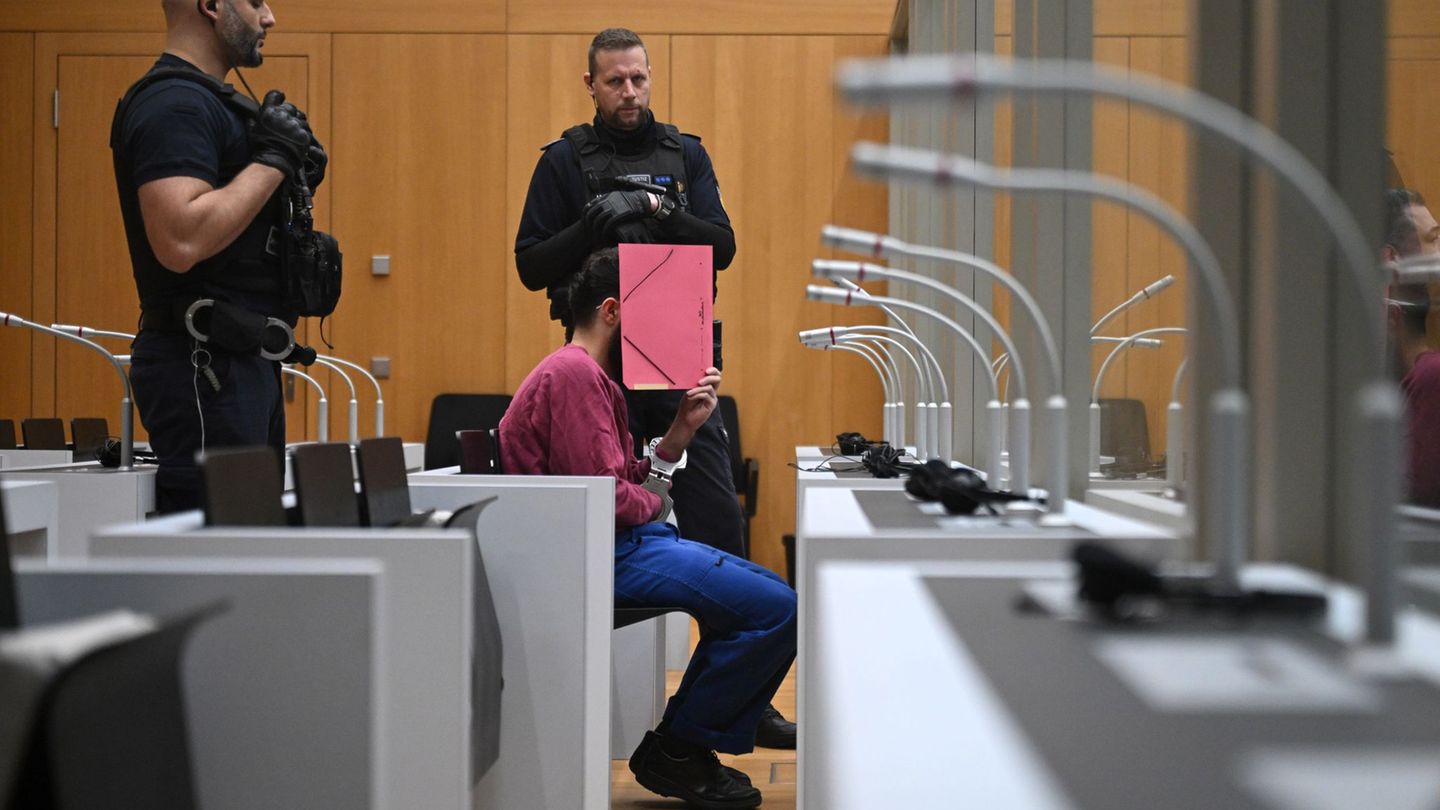 Staatsschutzverfahren: Frau von Mannheimer Angreifer: Er veränderte sich vor Tat
