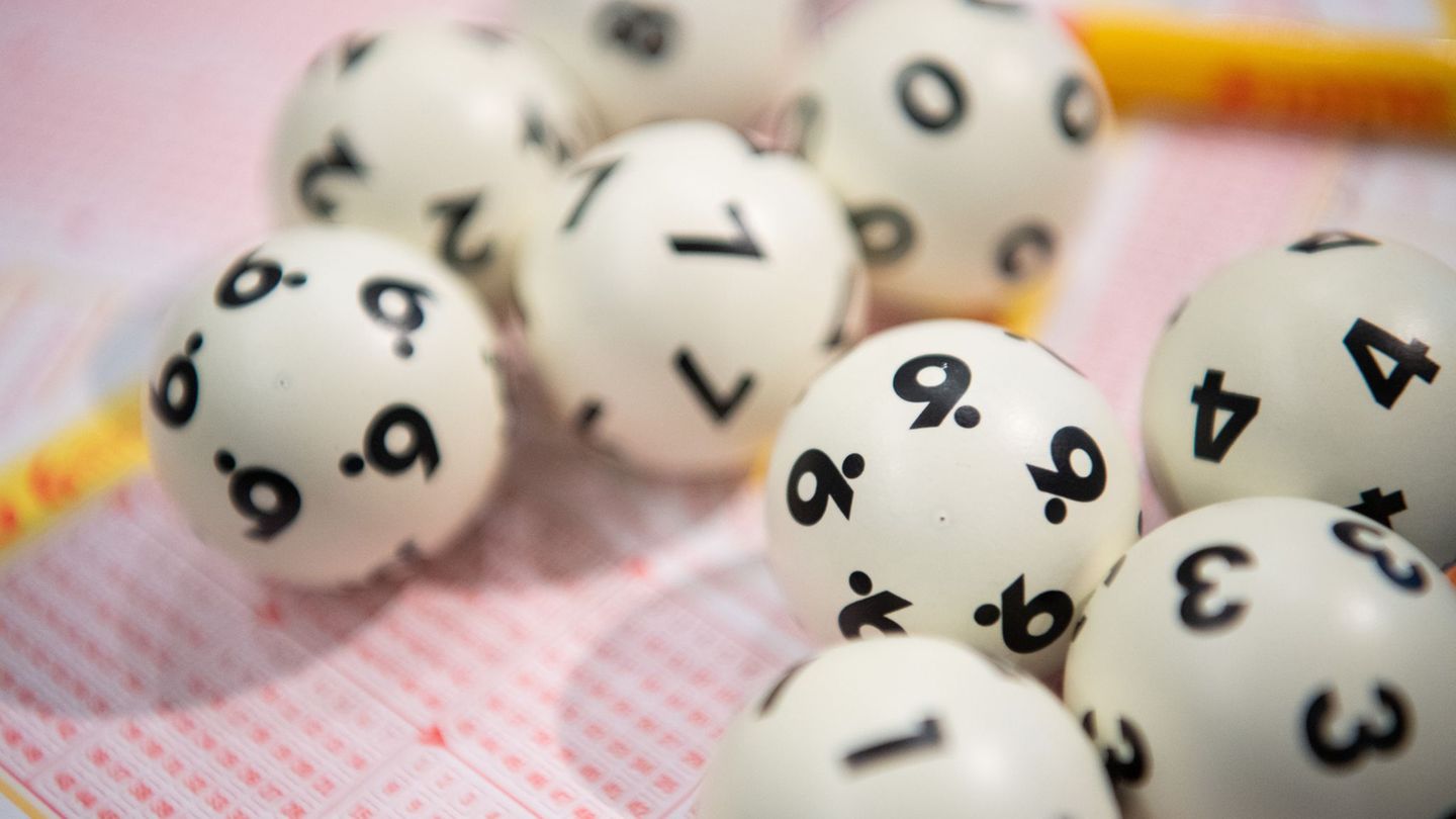 Glücksspiel: Wiesbadener gewinnt mehr als eine Million Euro im Lotto