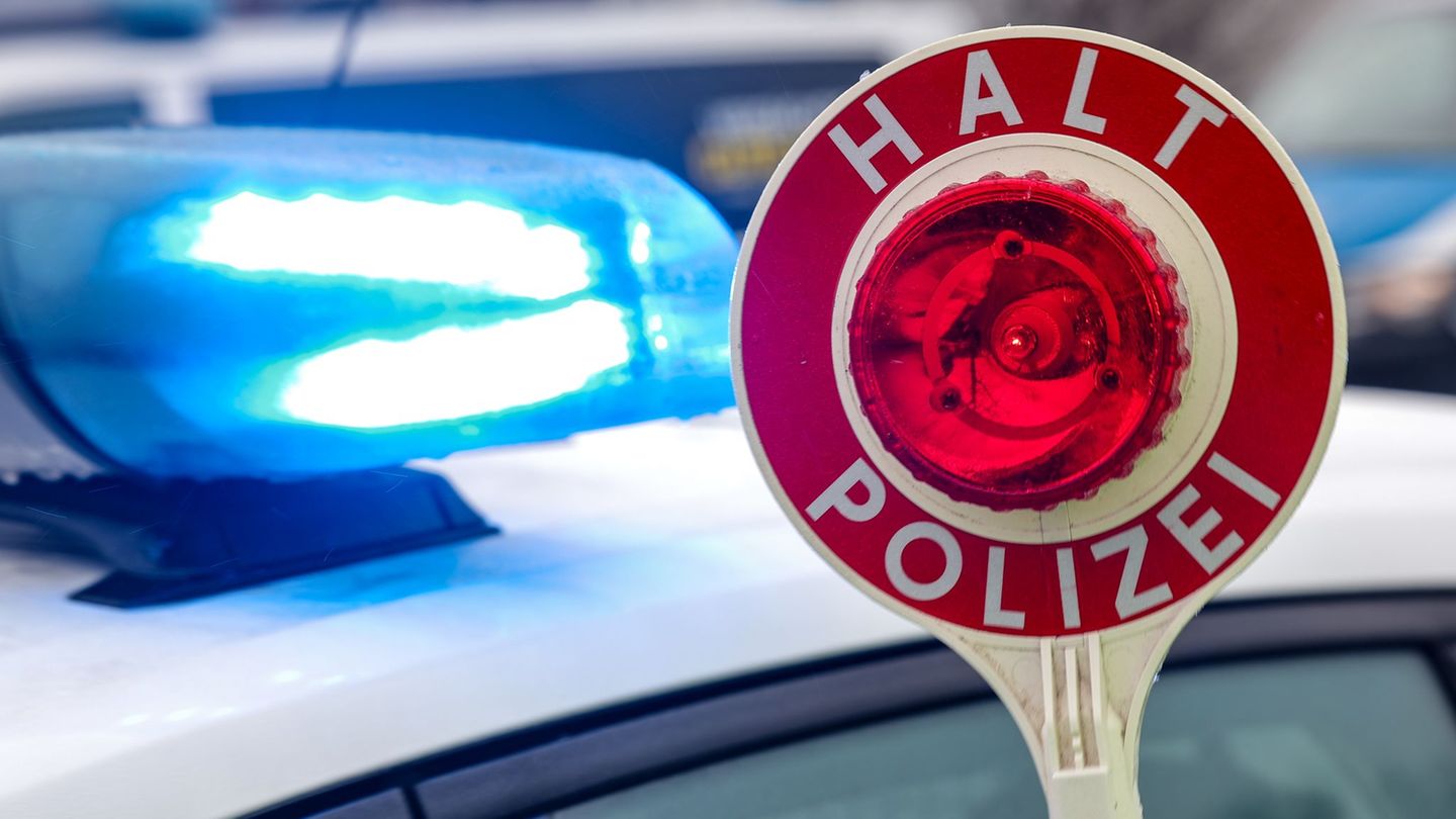 Polizeikontrolle: Autobahn-Kontrollen: Polizei leitet elf Verfahren ein