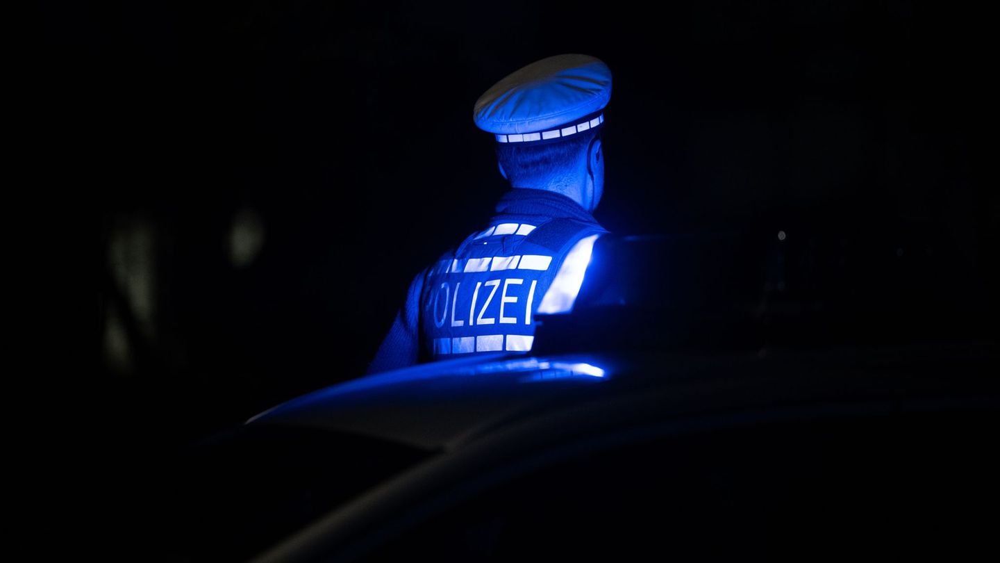 Unfälle: Mit 1,7 Promille – Mann überschlägt sich mit Auto