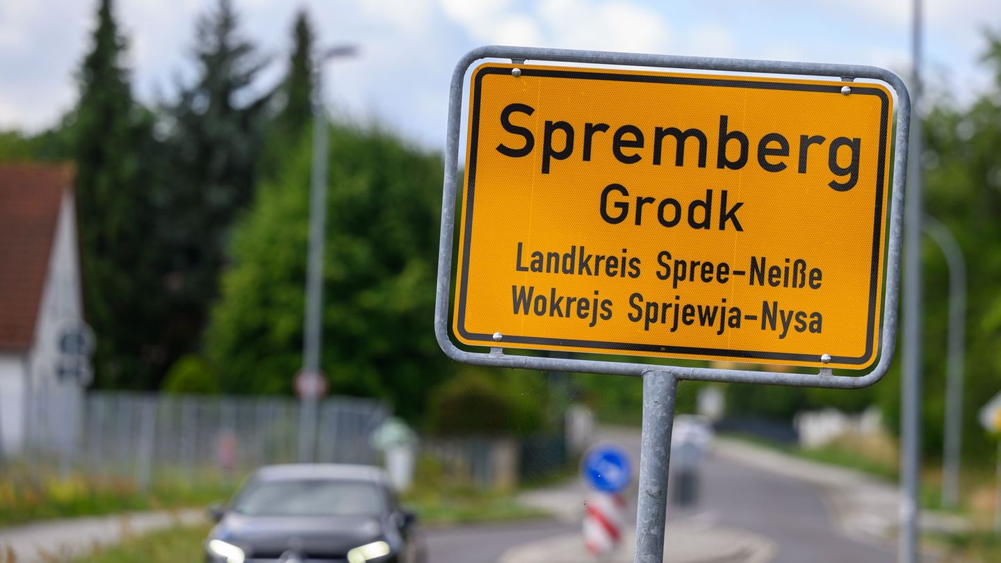 Rechtsextremismus-Debatte: Demokratie-Mobil kommt nach Spremberg