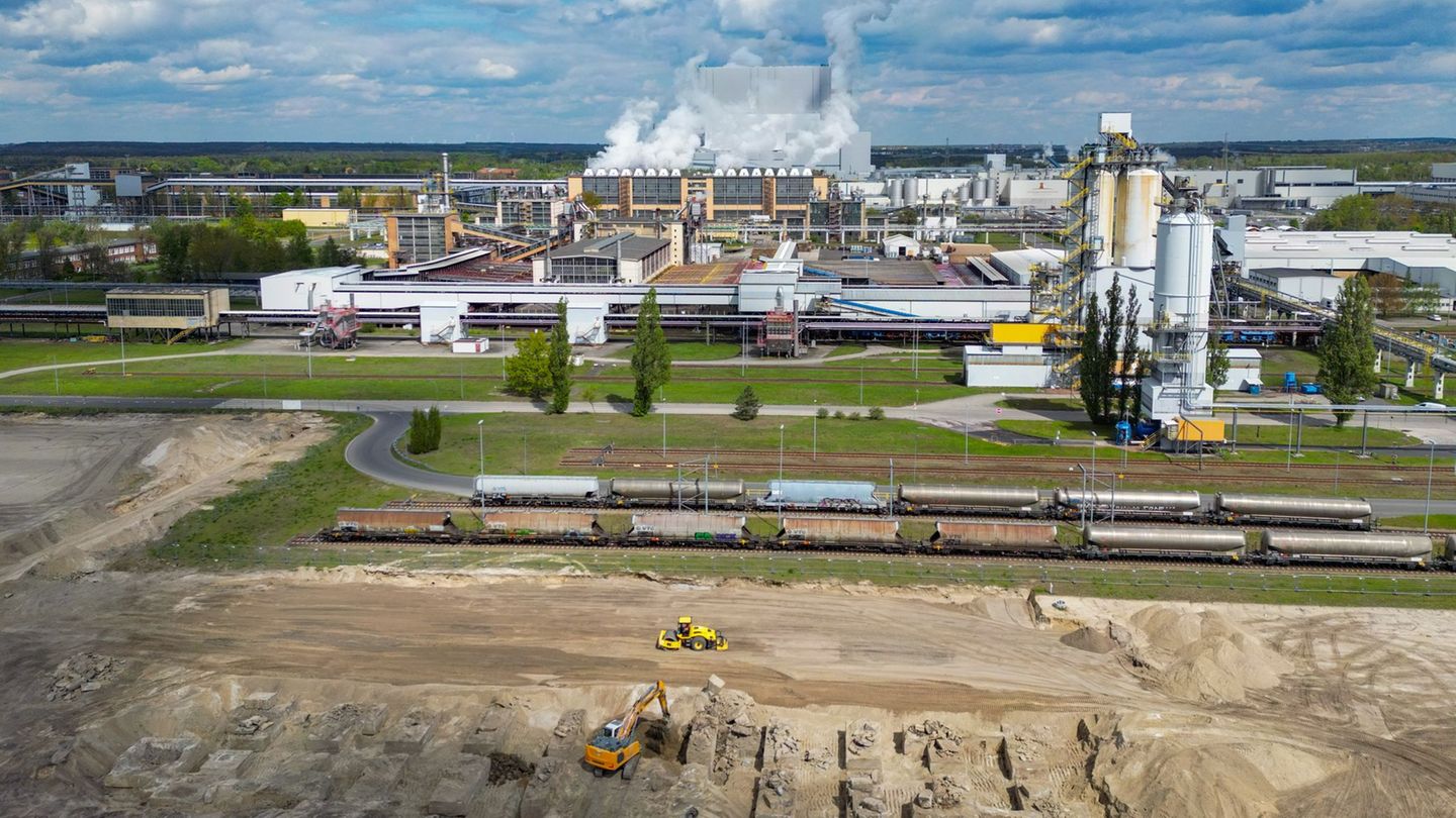 Debatte um neue Gaskraftwerke: Kommt die Lausitz zu kurz? Brisanter Ministerbesuch bei Leag
