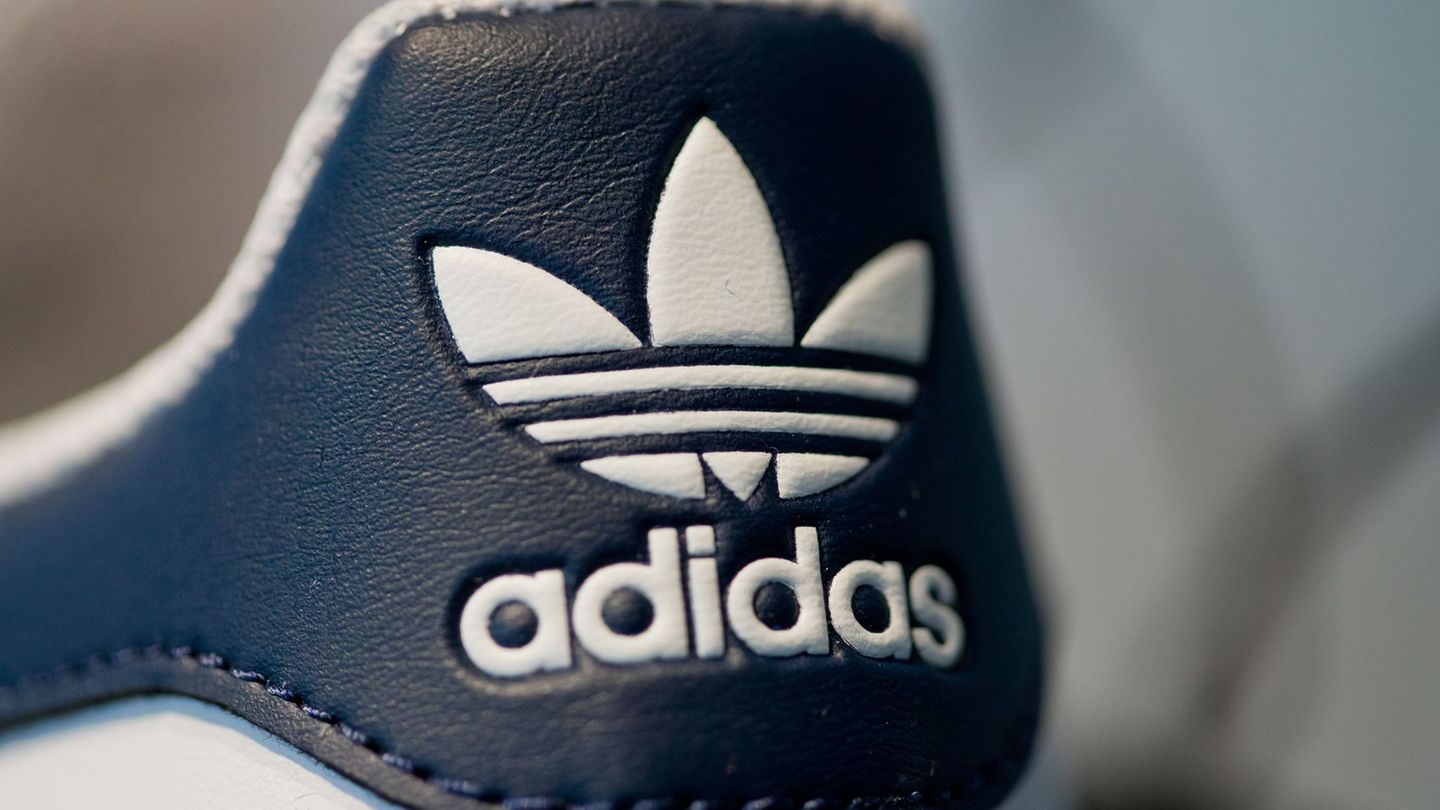 Sportartikel: Adidas verlässt Tarifbindung – Kritik der Gewerkschaft