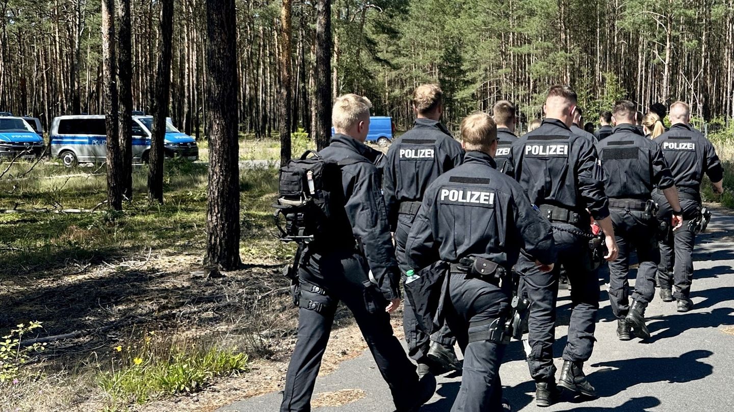 Tragödie im Urlaub: Leiche eines vermissten 13-Jährigen auf Bahngleisen entdeckt