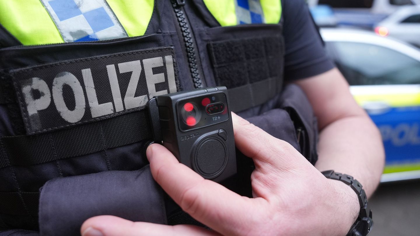 Innere Sicherheit: Gewalt vorbeugen – Bodycams bei Polizei und DB-Sicherheit