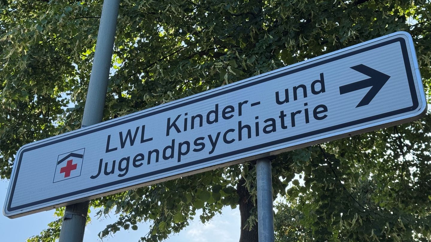 Vorfall in Psychiatrie: Polizei warnte Klinik vor möglicher Attacke durch 13-Jährige