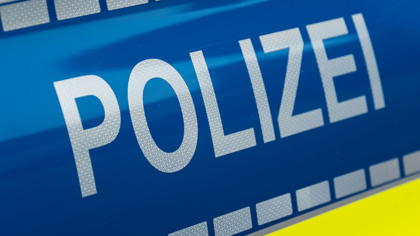 Fahrlässige Körperverletzung: Auto überschlägt sich, drei Verletzte – Fahrer war betrunken