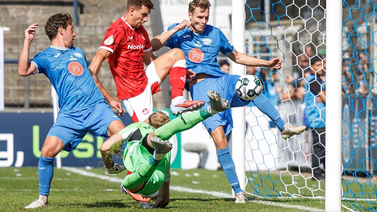 DFB-Pokal: Kaiserslautern souverän gegen Stahnsdorf