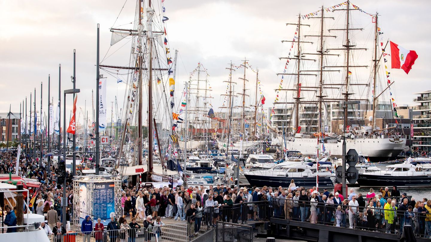 Bremerhaven: Windjammer-Treffen „Sail“ war fröhlich-friedliches Fest