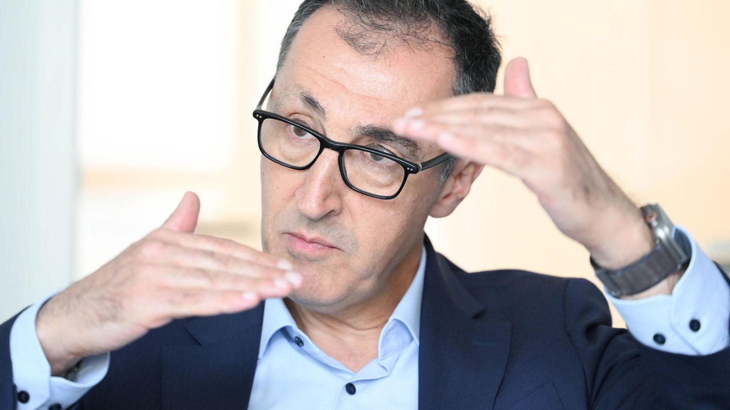 Schule: Özdemir will mit Bildungs-ID gegen Schulabbrecher vorgehen