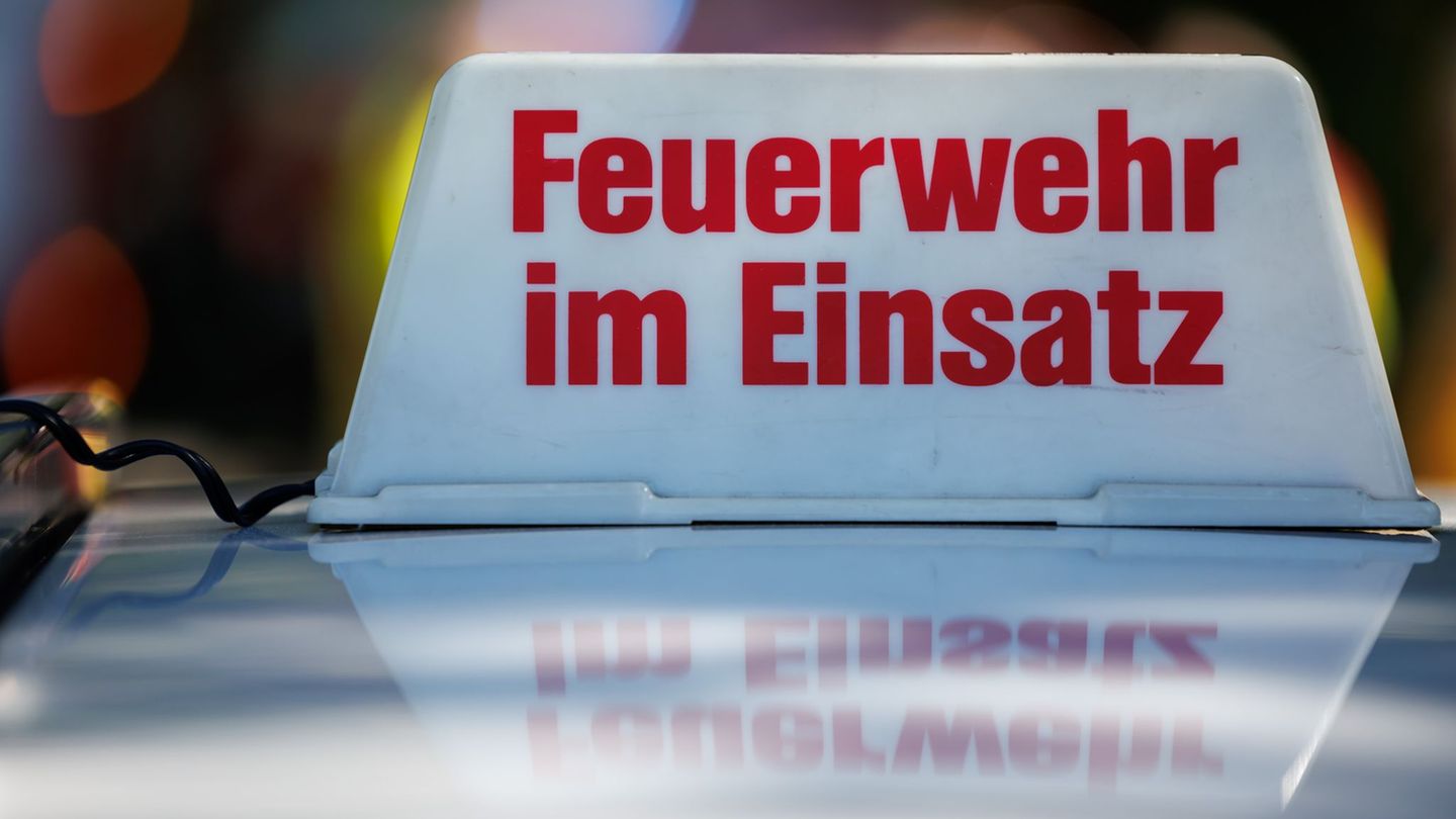 Bei Erdarbeiten beschädigt: Feuerwehr stoppt Gasaustritt im Hamburger Süden