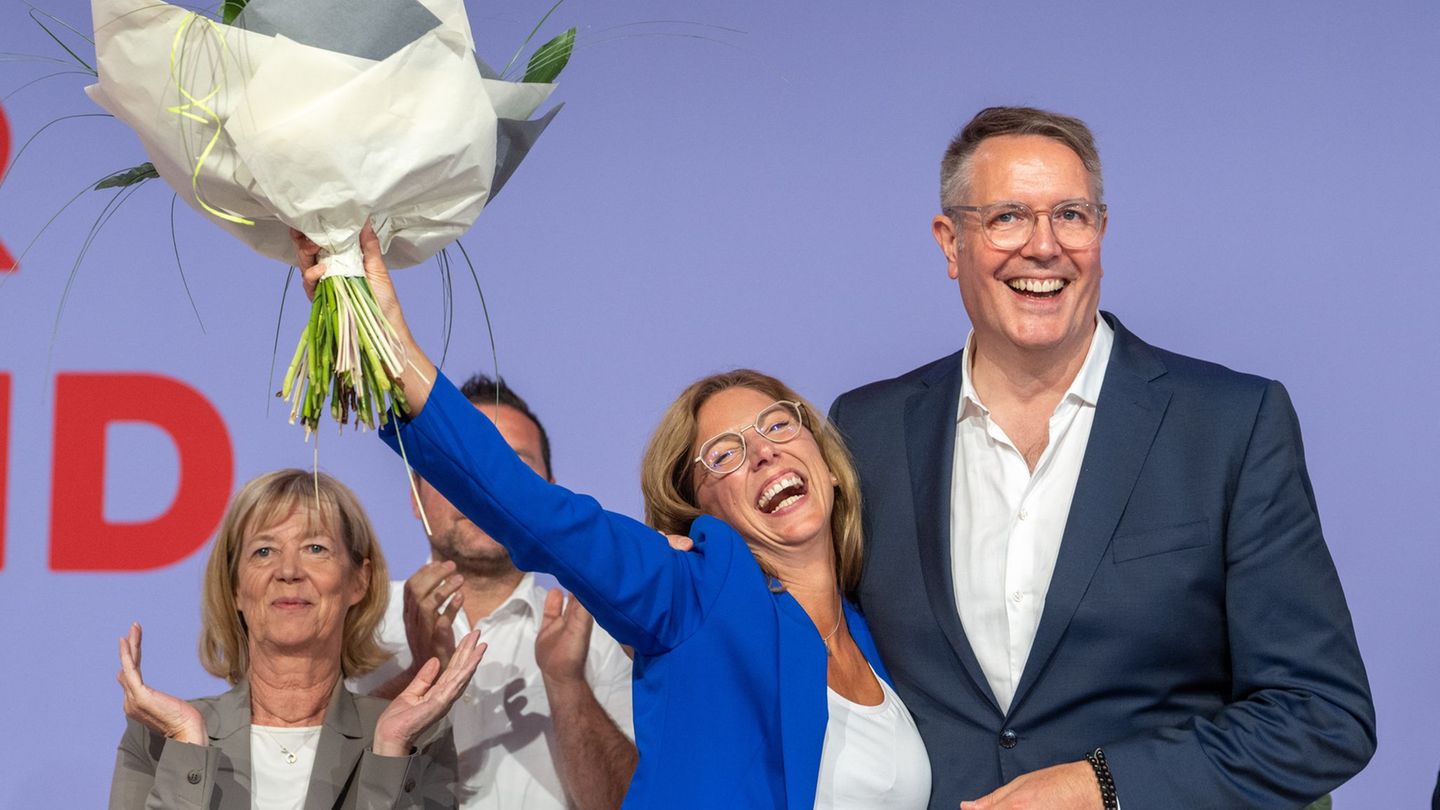 SPD-Parteitag: Neuer Generalsekretär, alte Spitze und viel Oasis
