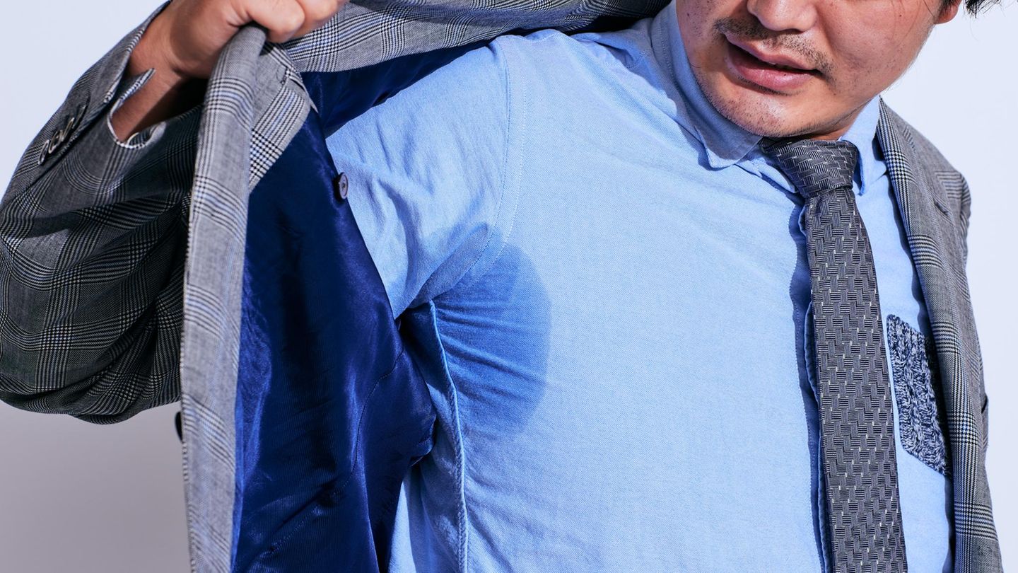 Transpiration: Anti-Schweiß-Shirts: Nie wieder peinliche Flecken im Alltag