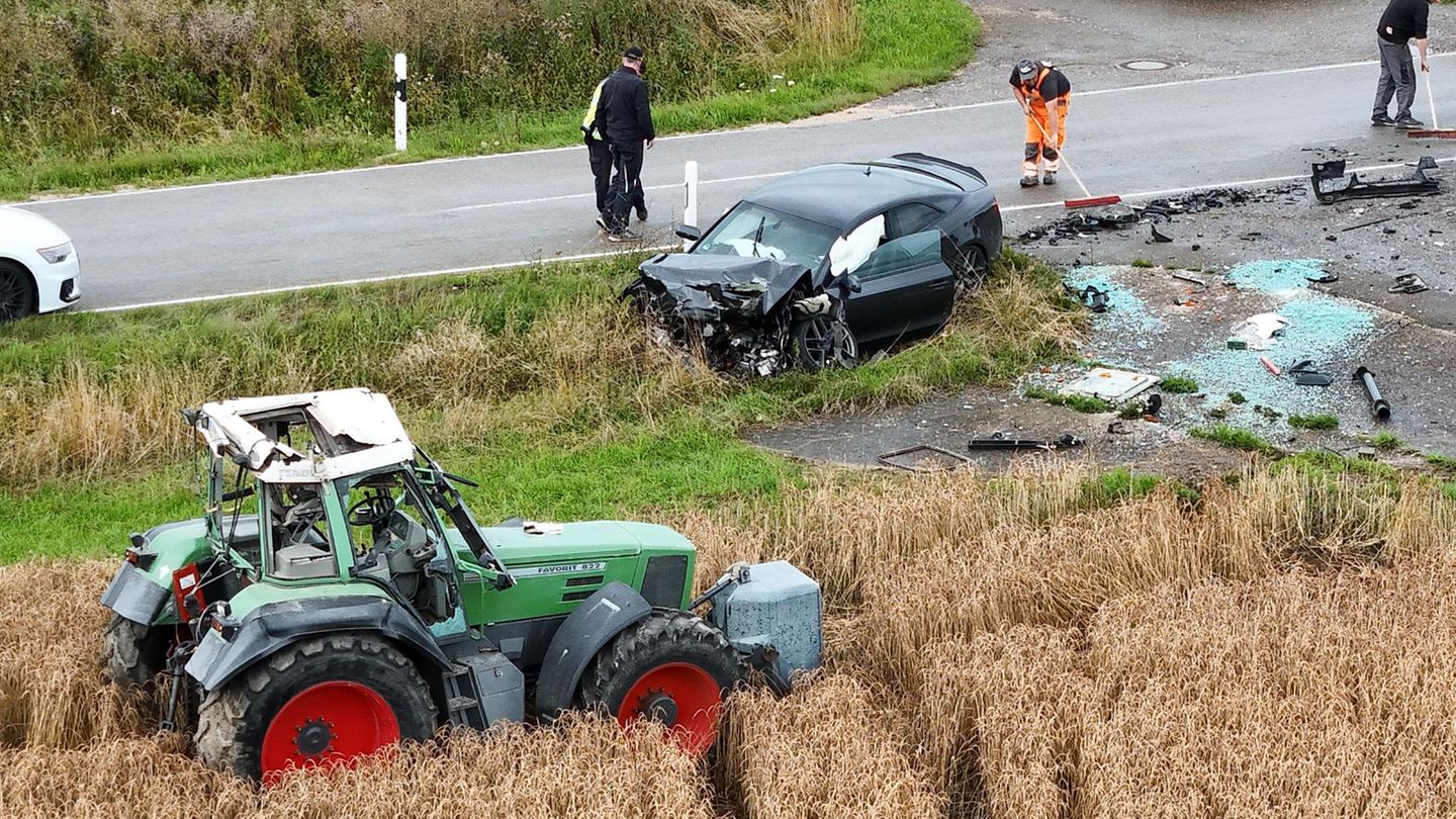 Baden-Württemberg: Traktor überschlägt sich bei Unfall – zwei Kinder schwer verletzt