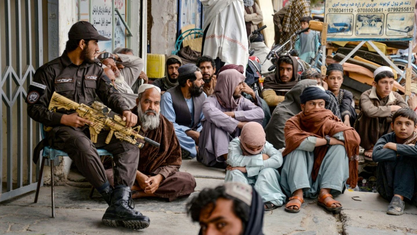 Grüne werfen Regierung nach neuen Festnahmen von Afghanen „Totalversagen“ vor