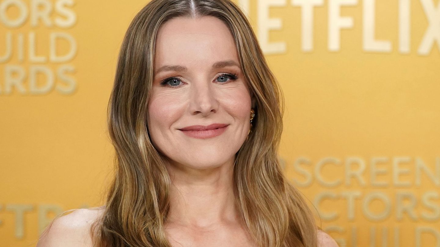 Leute: Kristen Bell feiert Ehemann für 21 Jahre Abstinenz