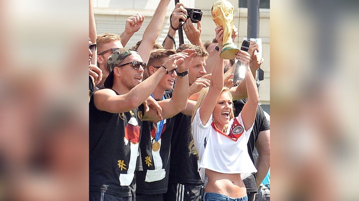 „Glücksgefühle“-Festival: Lukas Podolski umgarnt Helene Fischer